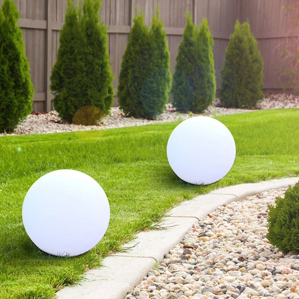 Outdoor LED Garden Ball Remote Control LED Glowing Balloon 16 Colors Summer Water Game Ball Light Beach Wedding Party Decoration